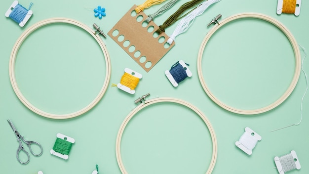 Przykład haftu: kwiatowy wzór